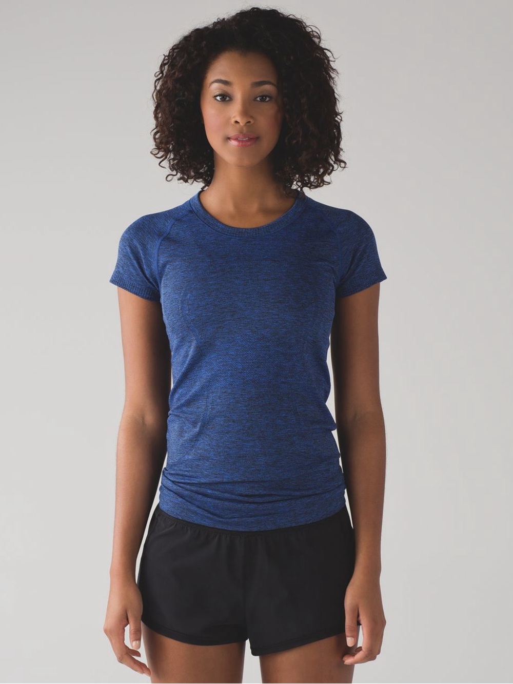 Lululemon Swiftly Tech Short Sleeve Crew Size 12 Cerulean Blue / Black